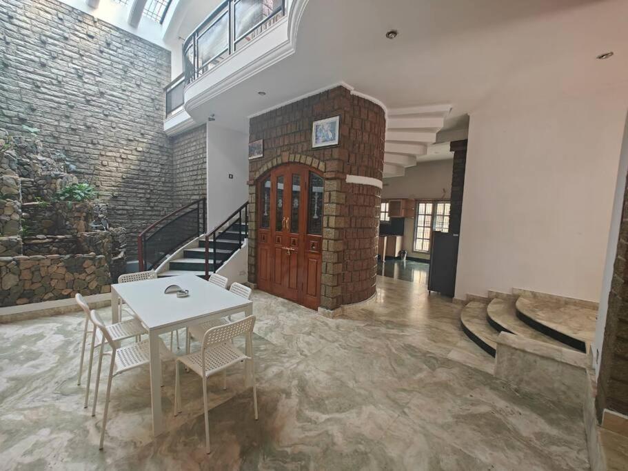 Waterfall Villa - 4Bhk Mysore Exteriör bild
